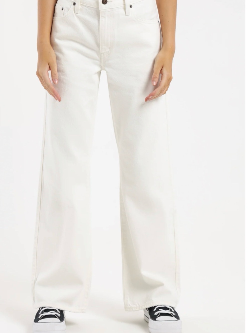 NWT: Levi's White Boot Cut High-Rise Jeans